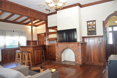 Gargoyle Lodge - New Castle Holiday 4