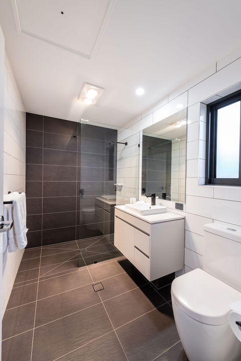 Avenue Motel Apartments - New Castle Holiday 4