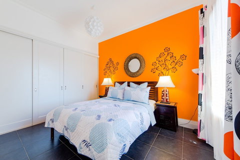 Bondi Beachfront Stay - New Castle Holiday 3