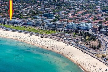 Bondi Beachfront Stay - New Castle Holiday 0