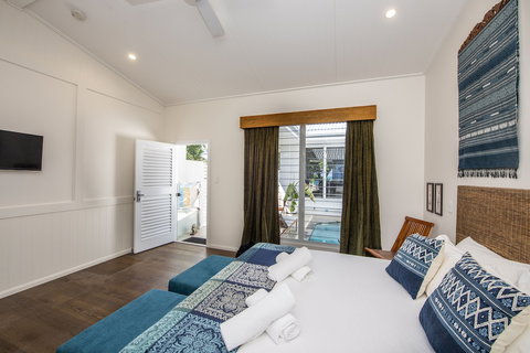 Reflections Villa 4 - New Castle Holiday 3