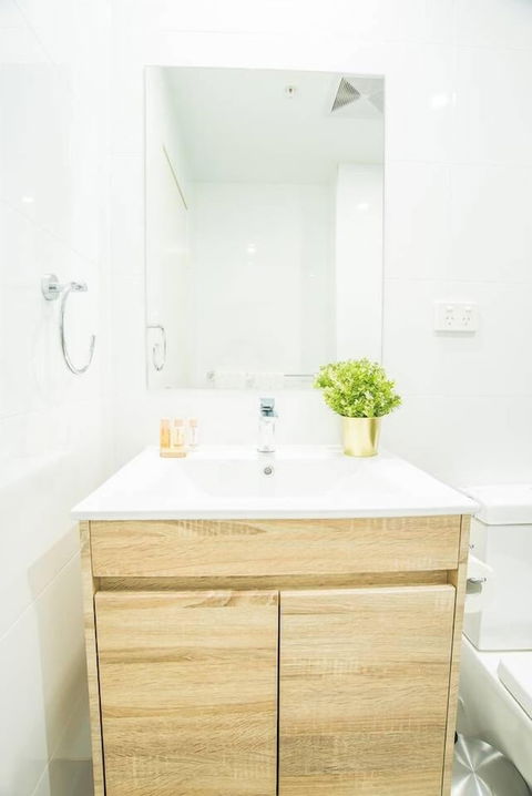 Modern And Chic Apartment Next To Parramatta Station - New Castle Holiday 5