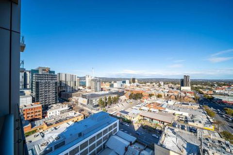 Divinity On Morphett In The Heart Of The CBD Free Wifi Nespresso - New Castle Holiday 2