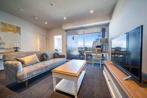 Divinity On Morphett In The Heart Of The CBD Free Wifi Nespresso - New Castle Holiday 6