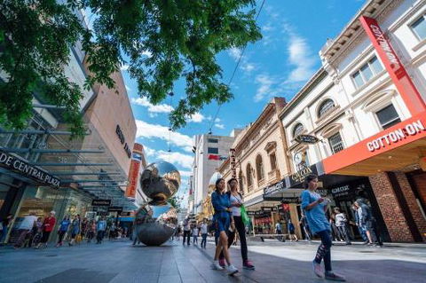 Divinity On Morphett In The Heart Of The CBD Free Wifi Nespresso - New Castle Holiday 4