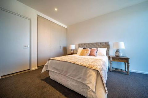 Divinity On Morphett In The Heart Of The CBD Free Wifi Nespresso - New Castle Holiday 5