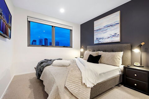 NEO Apartments Holidays Gold Coast - New Castle Holiday 6