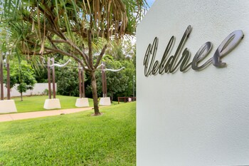 Veldree Palm Cove Rainforest Privacy - New Castle Holiday 4