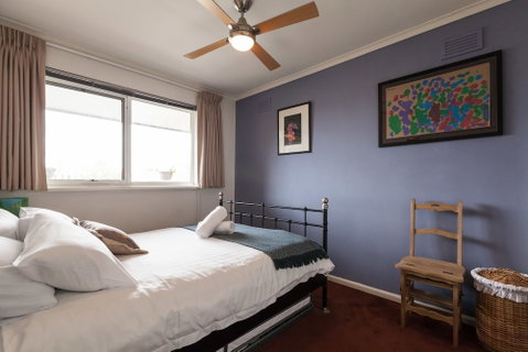 ELEANOR, 1BDR Fitzroy North Apartment - New Castle Holiday 5