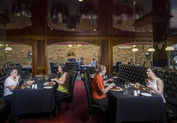 Quality Hotel Old Adelaide - New Castle Holiday 0