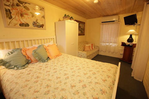 Carter Cottages - New Castle Holiday 5