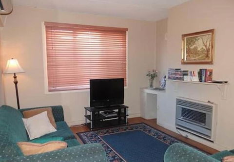 Lilly May Cottage - New Castle Holiday 2