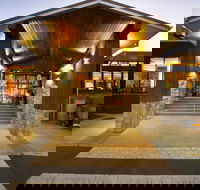 Nightcap at Federal Hotel Toowoomba - New Castle Holiday