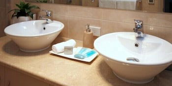 Casavino Luxury Villas - New Castle Holiday 0