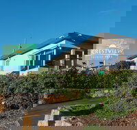 Crestview Tourist Park - New Castle Holiday