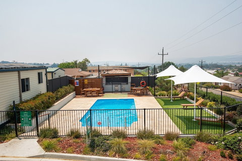 Crestview Tourist Park - New Castle Holiday 5