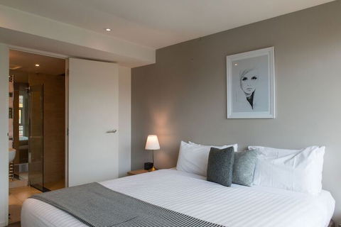 Sullivans Cove Apartments - New Castle Holiday 3
