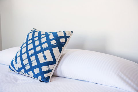 Melton Hotel - New Castle Holiday 1