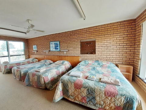 Bayview Motor Inn - New Castle Holiday 6