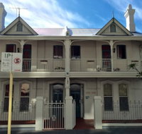 Hay Street Travellers Inn Hostel - New Castle Holiday