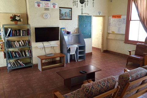 Hay Street Travellers Inn Hostel - New Castle Holiday 1