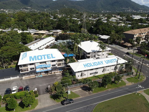 Cairns Reef Apartments & Motel - New Castle Holiday 0