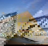 Quest Townsville on Eyre - New Castle Holiday