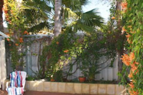 Astoria Retreat B&B - New Castle Holiday 5