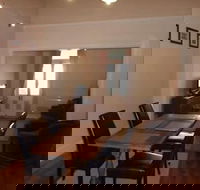 Royal Apartments - New Castle Holiday