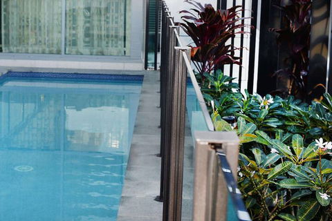 Oaks Gladstone Grand Hotel - New Castle Holiday 5