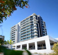Oaks Gladstone Grand Hotel - New Castle Holiday