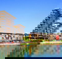 Darwin Waterfront Apartments - New Castle Holiday
