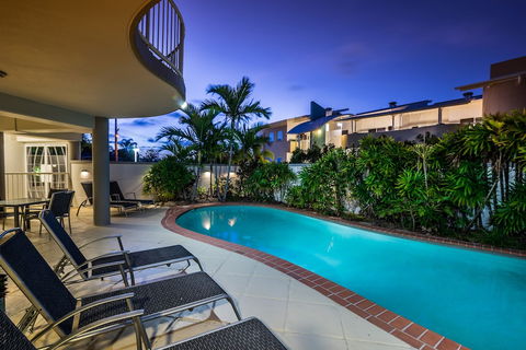 Coolum Seaside - New Castle Holiday 1