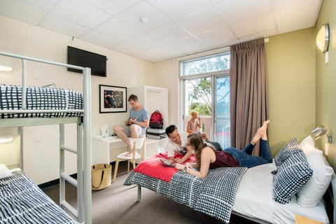 Adelaide Central YHA - Hostel - New Castle Holiday 6