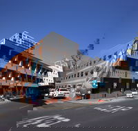 Adelaide Central YHA - Hostel - New Castle Holiday