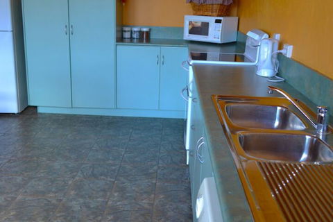 Cape Bridgewater Sea View Lodge - New Castle Holiday 6
