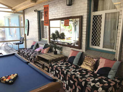 Wander Inn â€“ Bunbury Backpackers - New Castle Holiday 5