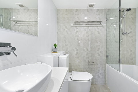 Victoria Square Private Apartments - New Castle Holiday 2