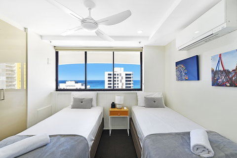 Victoria Square Private Apartments - New Castle Holiday 4