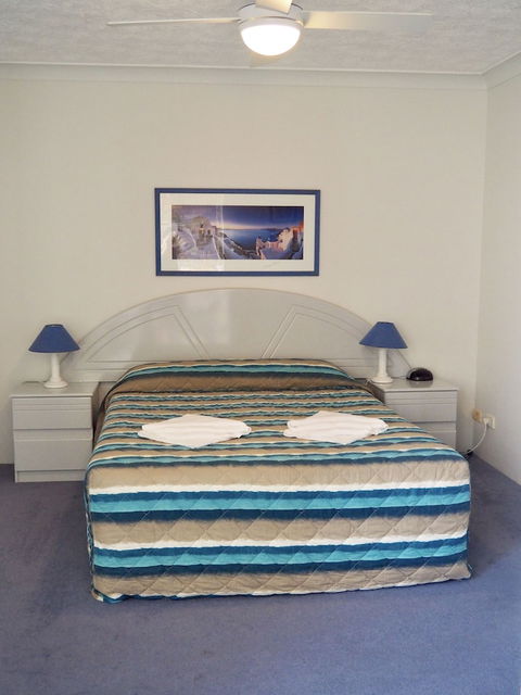 Oceanside Cove Holiday Apartments - New Castle Holiday 6