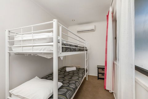 Bella On Banyan - New Castle Holiday 6