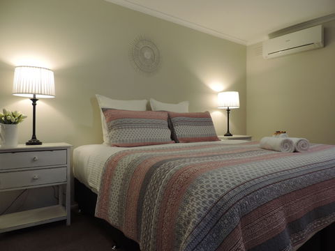 Westwood Lodge Apartments - New Castle Holiday 2