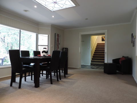 Westwood Lodge Apartments - New Castle Holiday 5