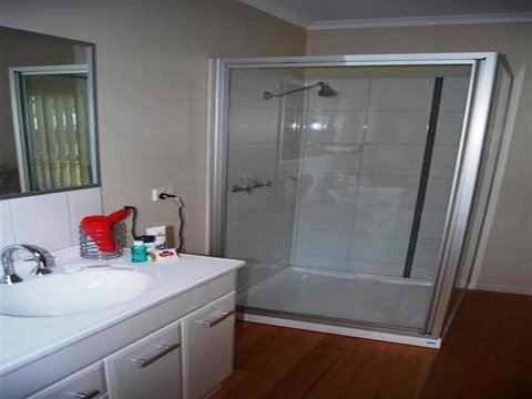 Gatekeepers Traditional Bed & Breakfast - New Castle Holiday 2