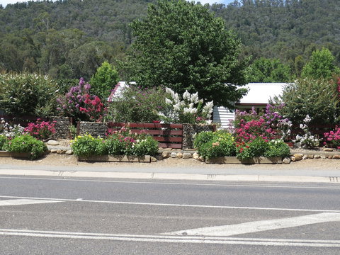 Gatekeepers Traditional Bed & Breakfast - New Castle Holiday 1