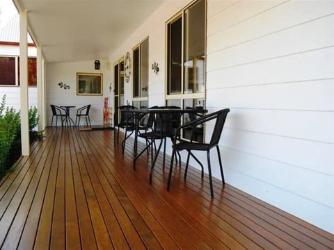 Gatekeepers Traditional Bed & Breakfast - New Castle Holiday 5