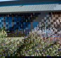 Foreshore Motor Inn - New Castle Holiday