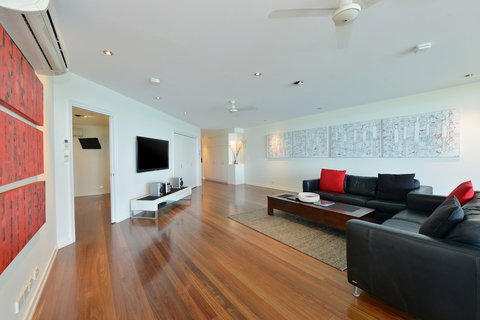 Bellevue At Trinity Beach - New Castle Holiday 4