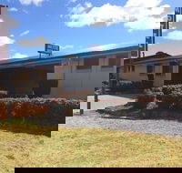 James Street Motor Inn - New Castle Holiday