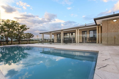 Stockmans Motel - New Castle Holiday 5